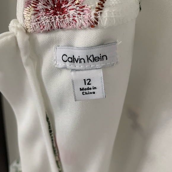 NWOT Calvin Klein Girls Embroidered dress size 12 - Picture 3 of 3